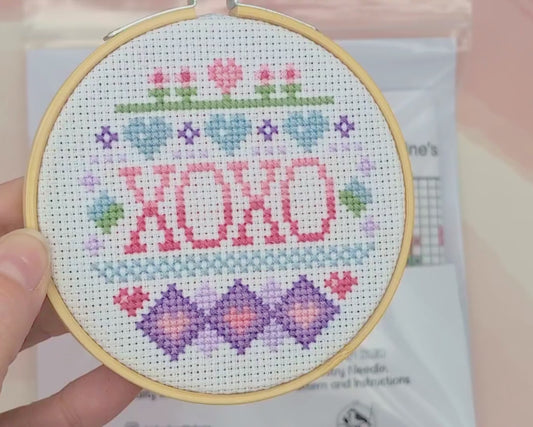 Cross Stitch Kit: XOXO Valentine's Day Sampler - 4"